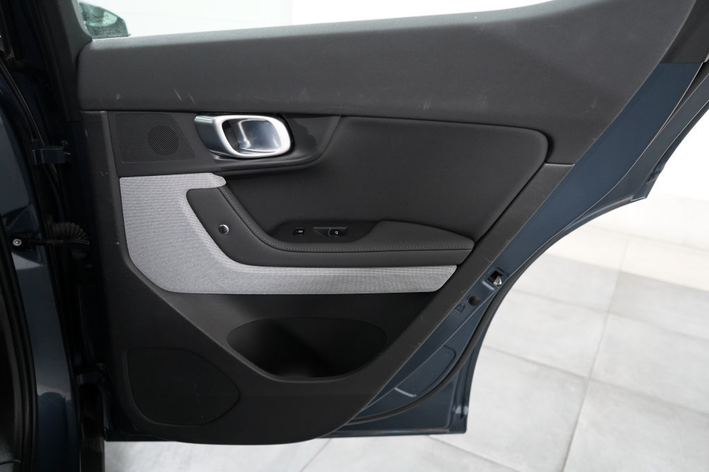 Used 2023 Polestar Polestar 2 w/ Pilot Pack AWD/4WD image 29