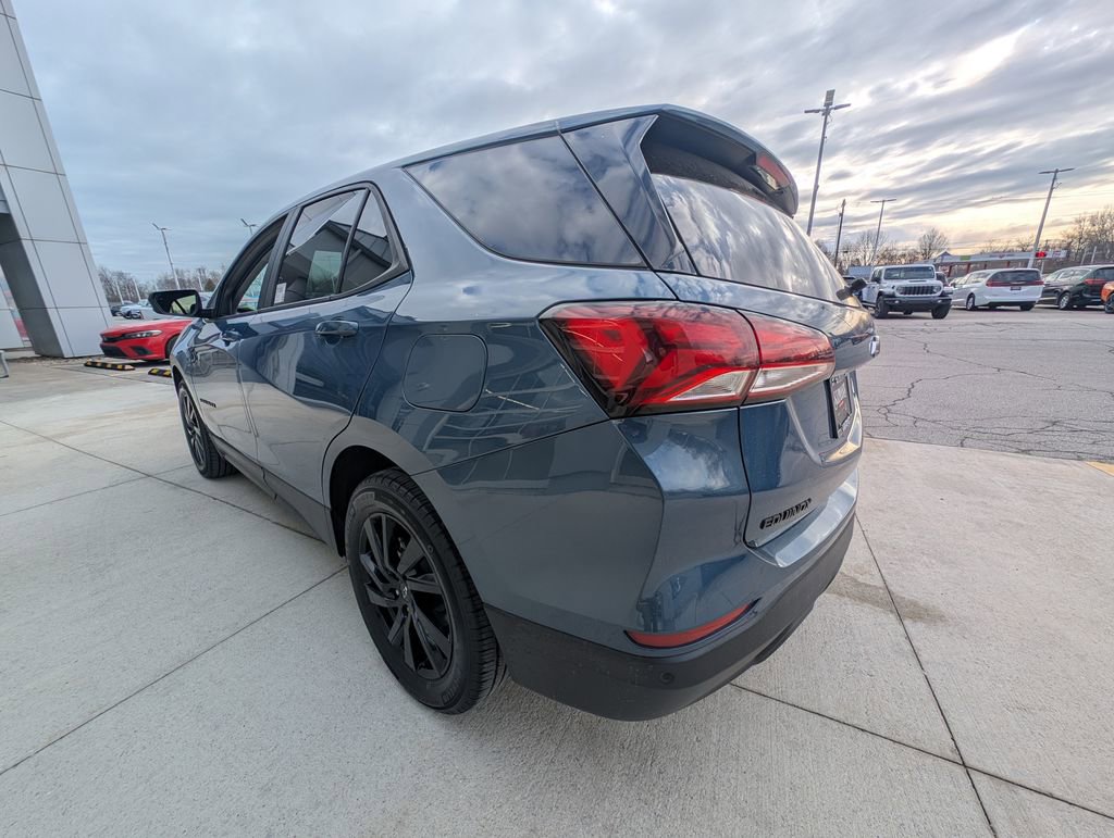Used 2024 Chevrolet Equinox LS w/ LS Convenience Package image 6