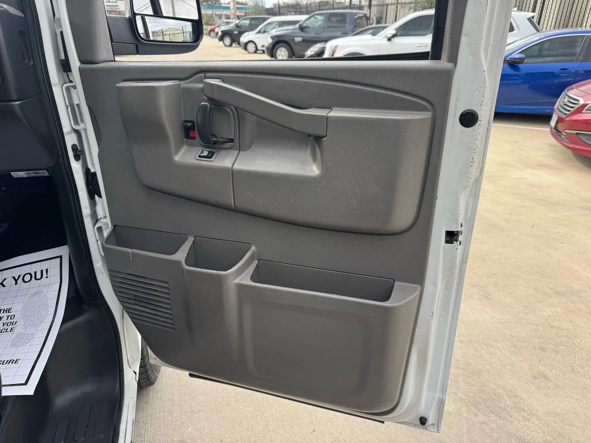 Used 2017 Chevrolet Express 2500 LS image 33