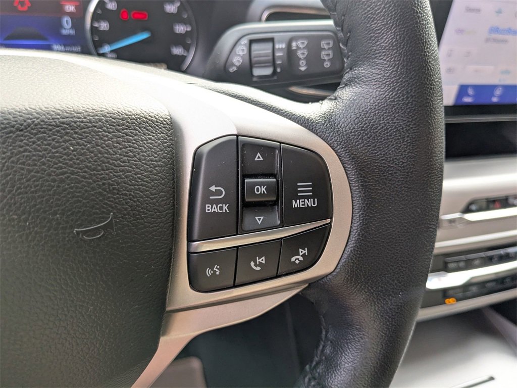Used 2022 Ford Explorer XLT w/ Equipment Group 202A image 16