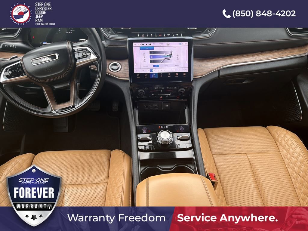 Used 2024 Jeep Grand Cherokee L Summit w/ Rear Seat Video Group I AWD/4WD image 15