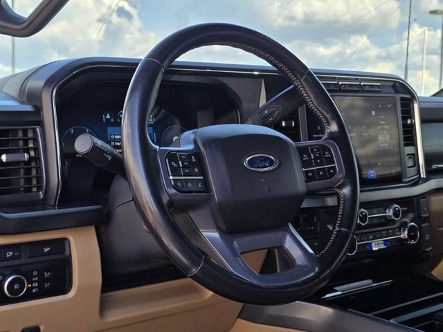Used 2023 Ford F350 Lariat w/ Lariat Ultimate Package AWD/4WD image 29