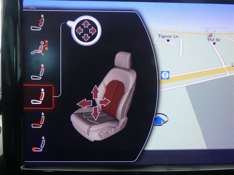 Used 2024 Chrysler Pacifica Touring-L FWD image 15