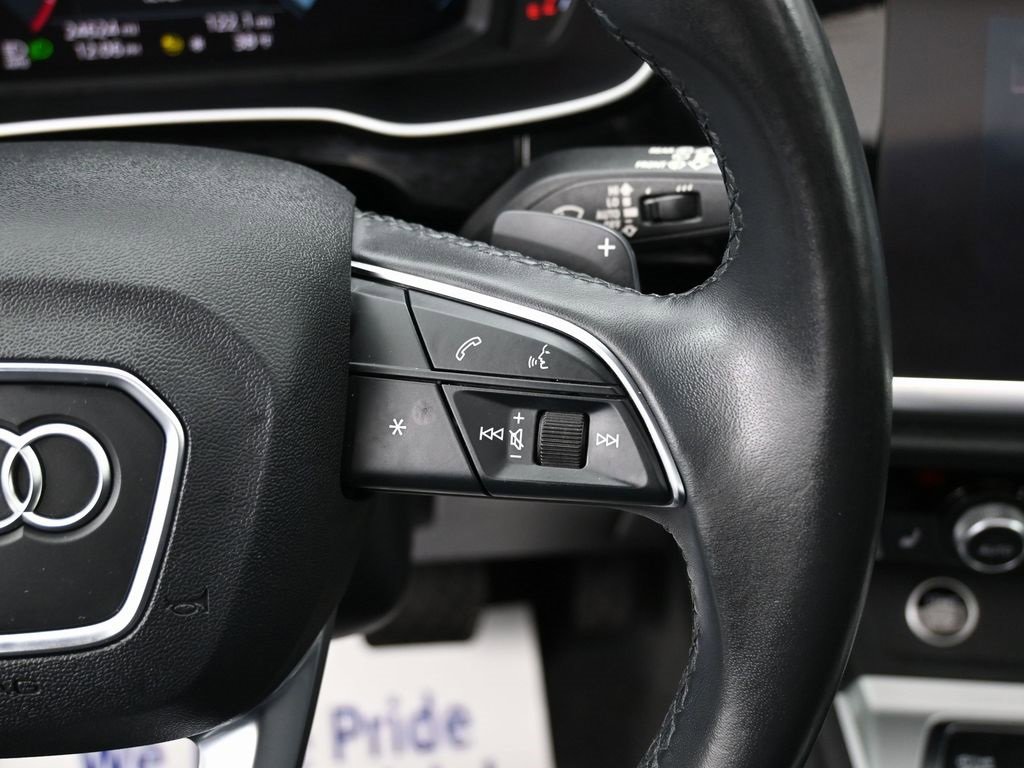 Used 2022 Audi Q3 2.0T Premium Plus w/ Premium Plus Package image 19