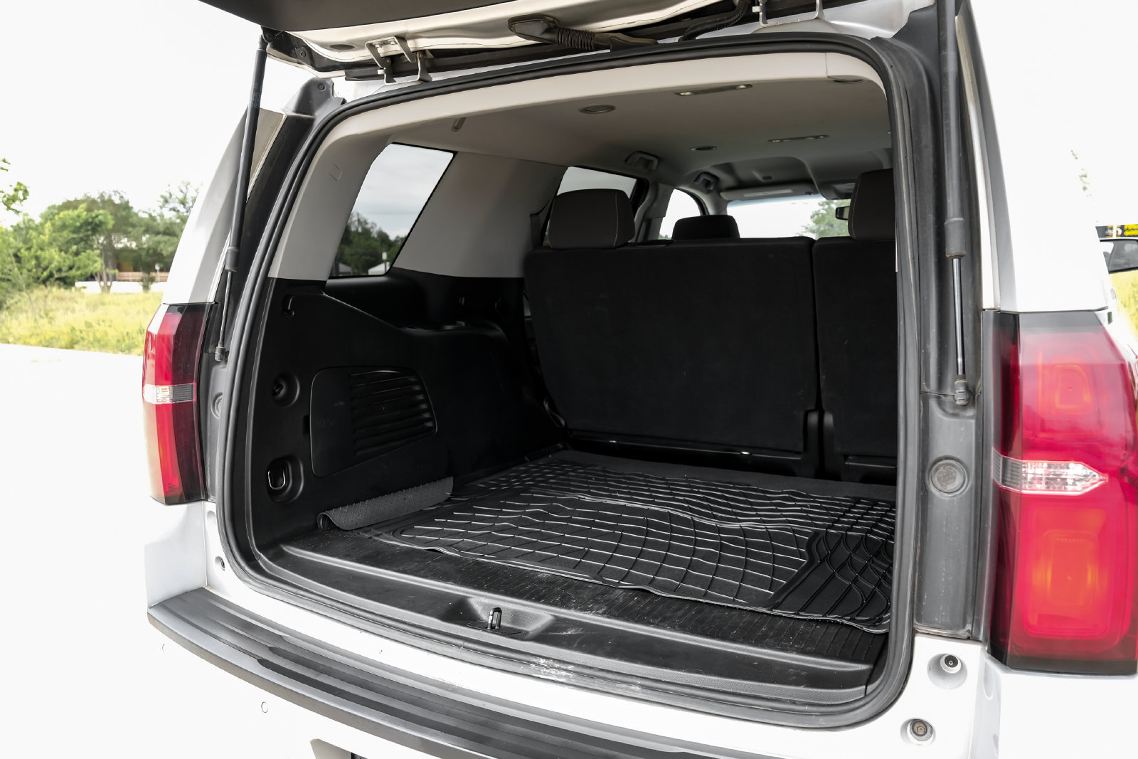 Used 2020 Chevrolet Tahoe LS RWD image 53