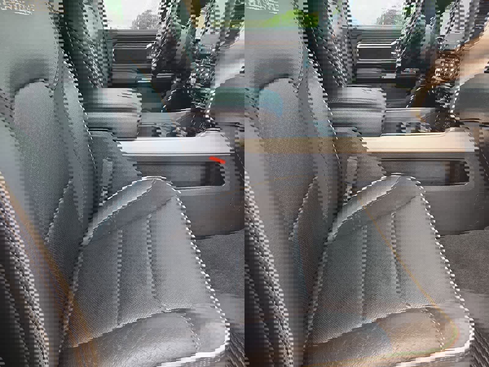 Used 2020 RAM 1500 Laramie image 20