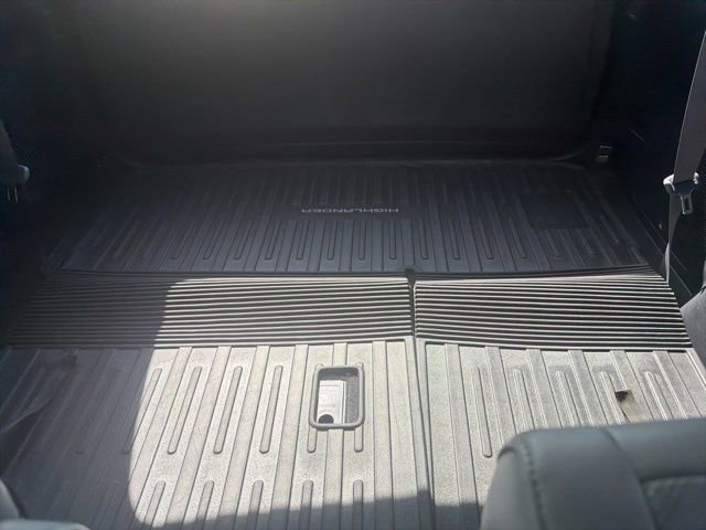 Used 2024 Toyota Highlander Platinum image 22