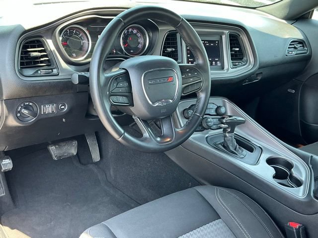 Used 2023 Dodge Challenger SXT RWD image 16