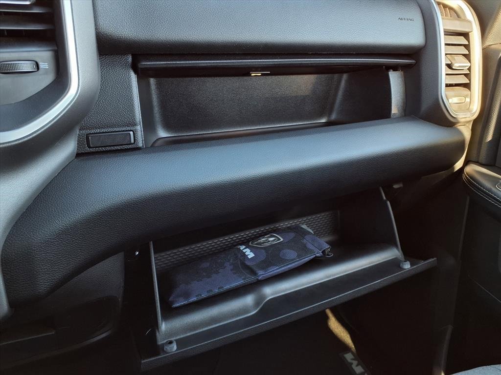 Used 2024 RAM 2500 Big Horn w/ Bed Utility Group image 17