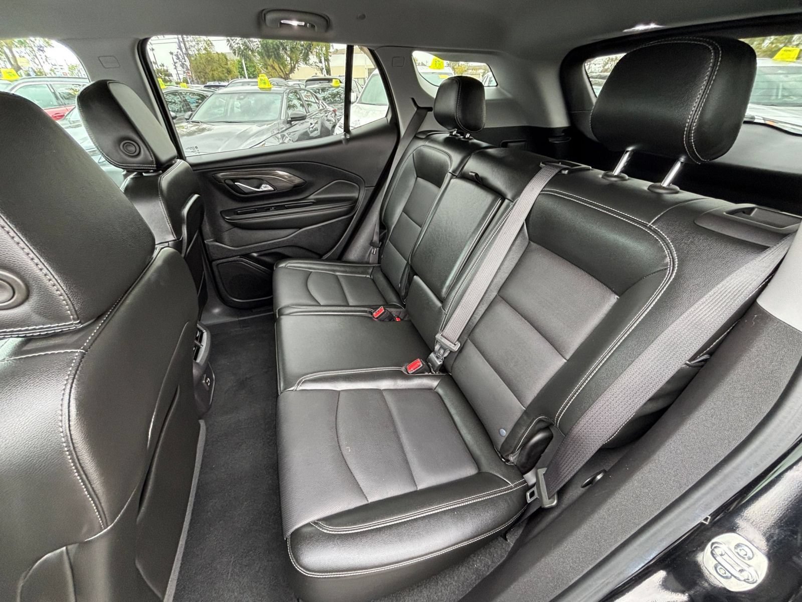 Used 2024 GMC Terrain SLT AWD/4WD image 27