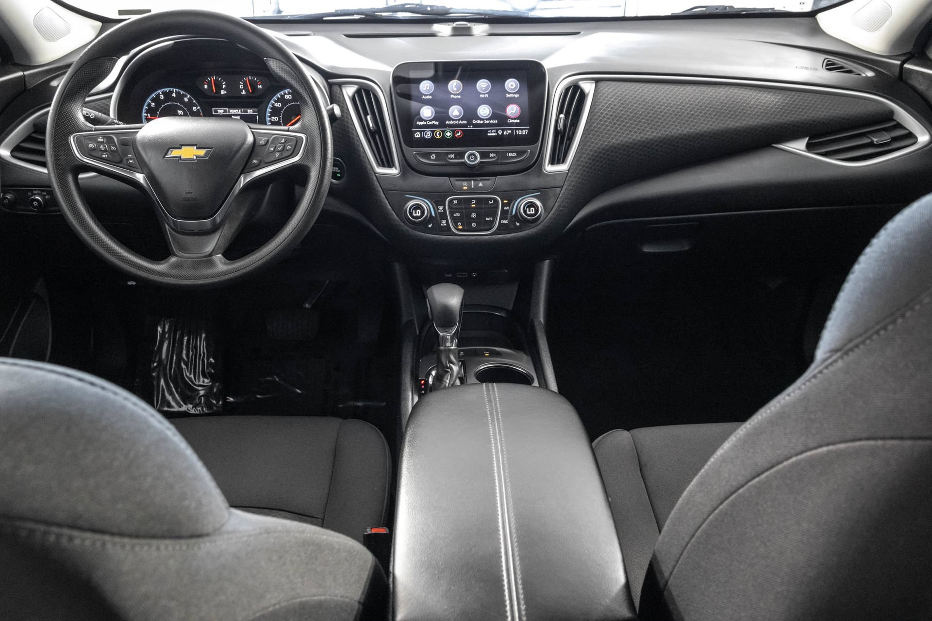 Used 2025 Chevrolet Malibu LT FWD image 23