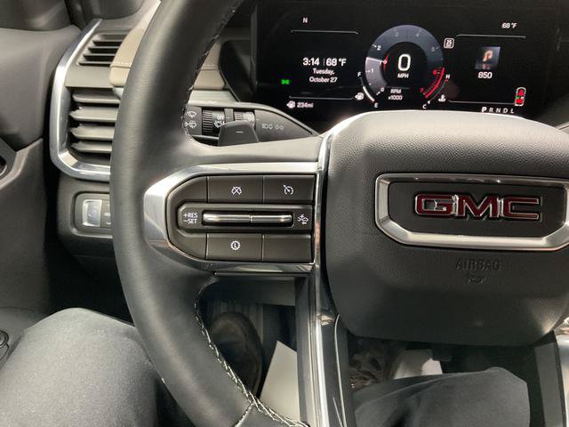 Used 2026 GMC Acadia Elevation FWD image 23