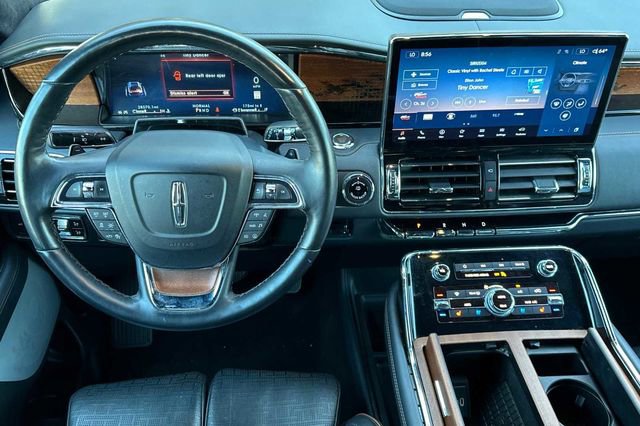 Used 2024 Lincoln Navigator Black Label image 12