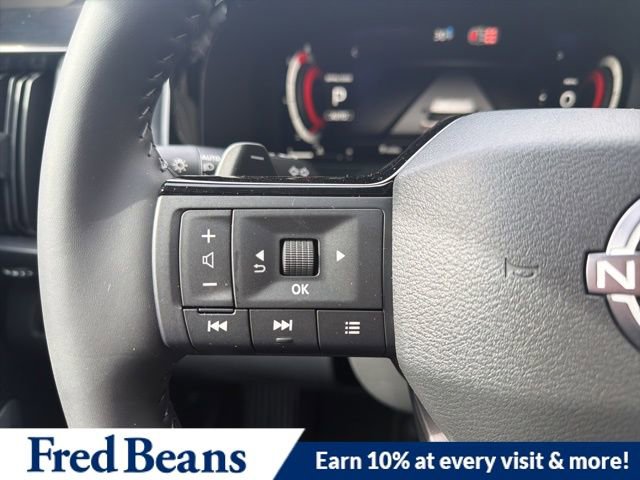 New 2026 Nissan Pathfinder SL image 15