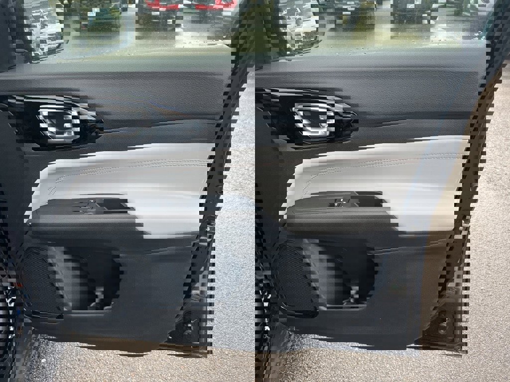 New 2026 Jeep Compass Limited image 10