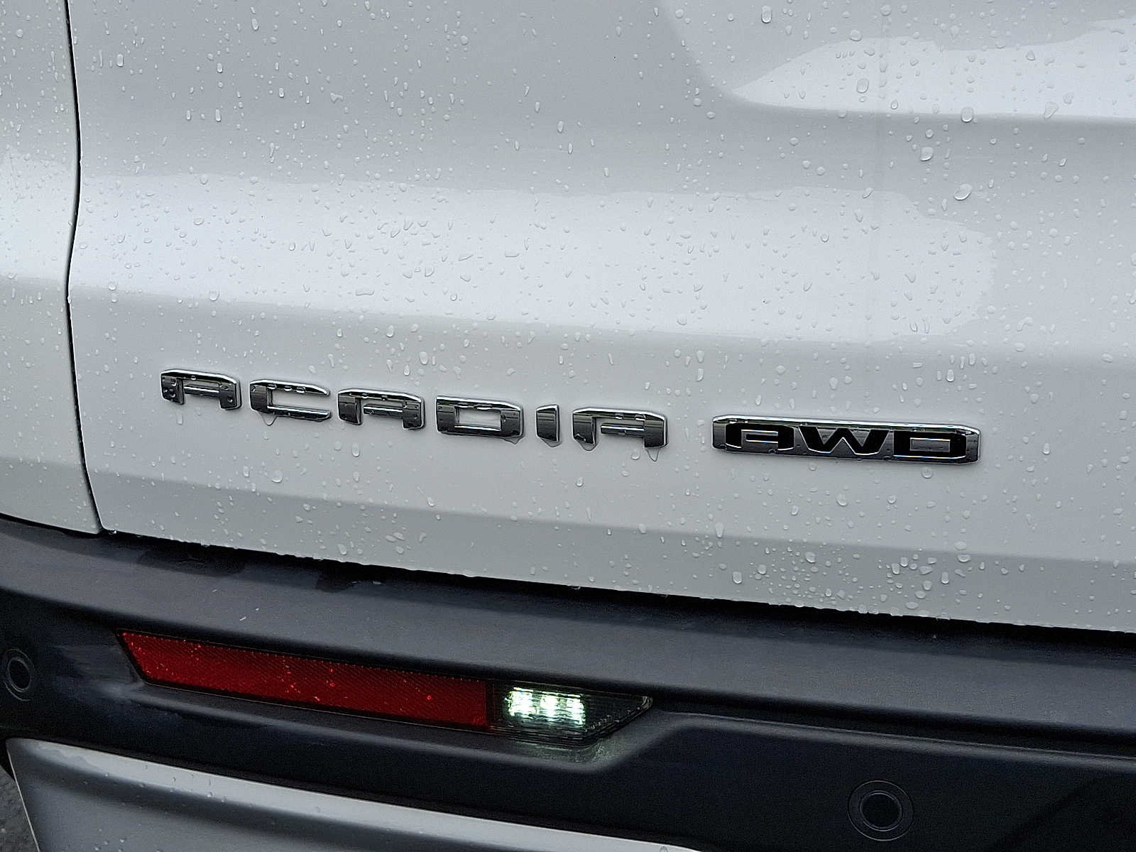 Used 2025 GMC Acadia Elevation AWD/4WD image 30