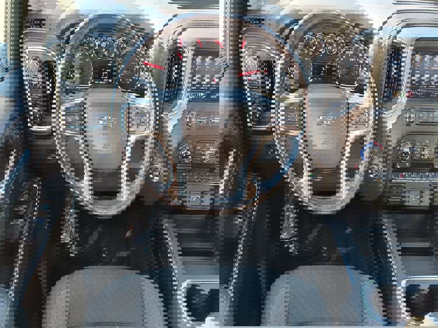 Used 2020 Chevrolet Silverado 1500 RST w/ All-Star Edition image 8