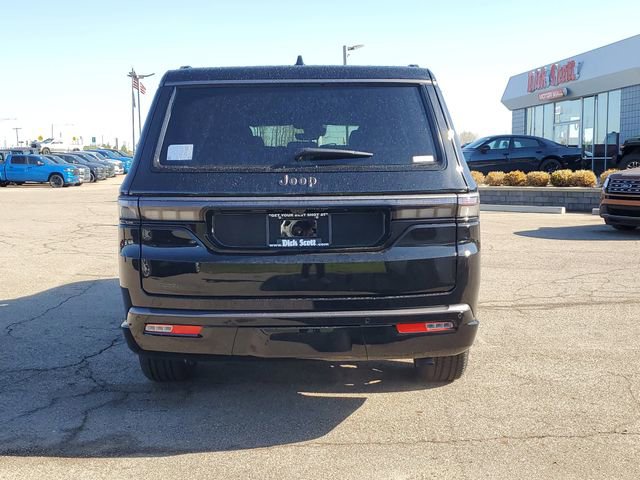 New 2026 Jeep Grand Wagoneer L Limited AWD/4WD image 6