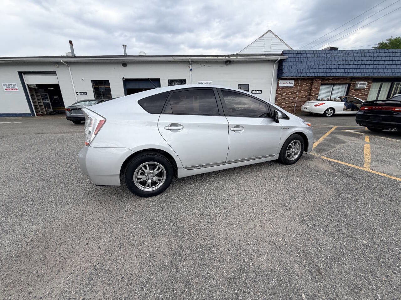Used 2011 Toyota Prius Three FWD image 10