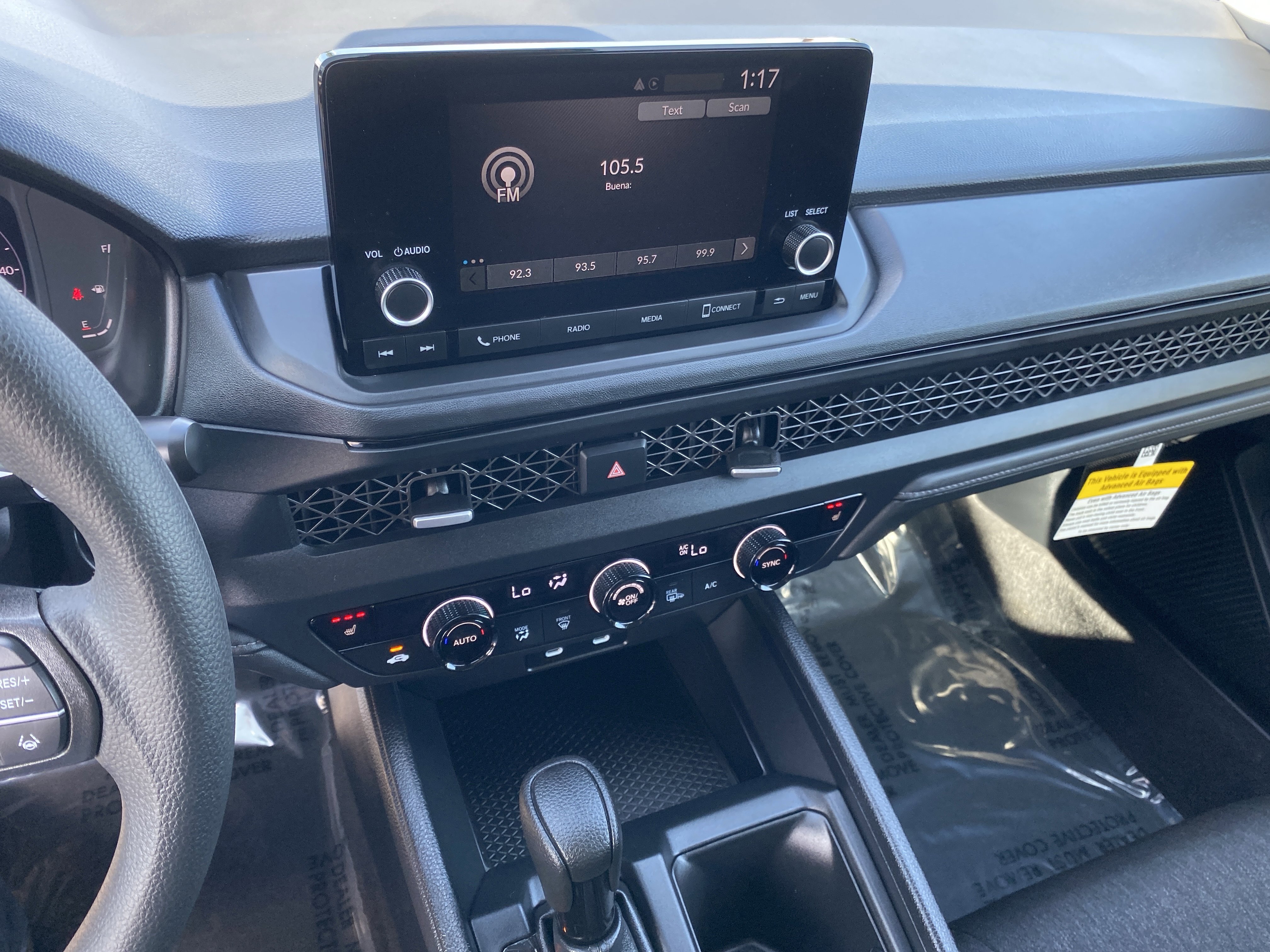 Used 2025 Honda Accord SE image 19