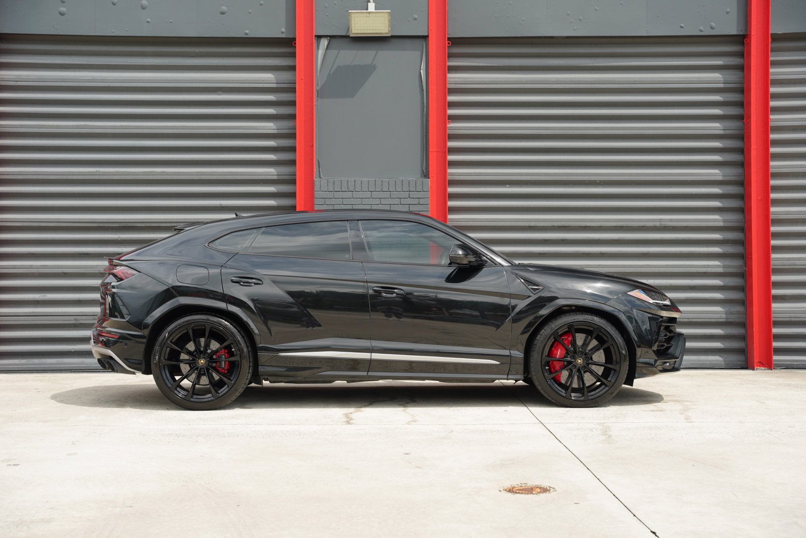 Used 2019 Lamborghini Urus AWD/4WD image 12