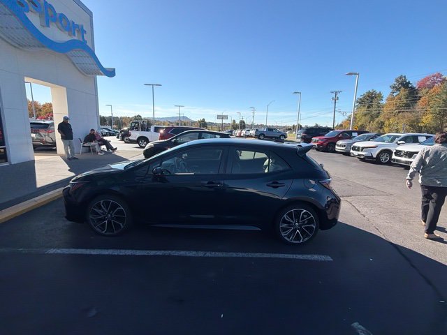 Used 2019 Toyota Corolla XSE FWD image 6