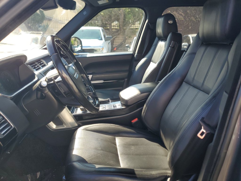 Used 2017 Land Rover Range Rover HSE AWD/4WD image 24