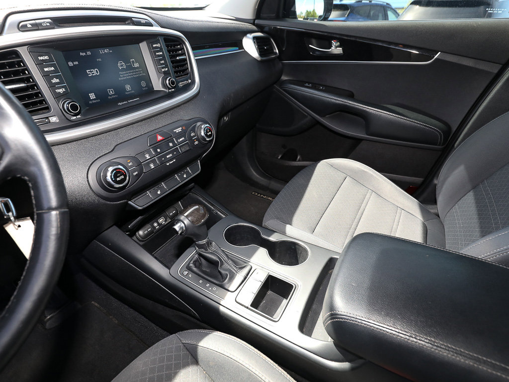 Used 2018 Kia Sorento LX FWD image 19