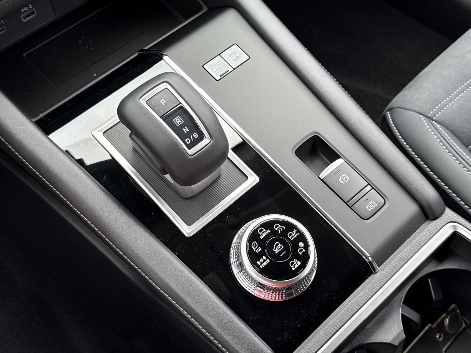 New 2026 Nissan Rogue SL AWD/4WD image 8