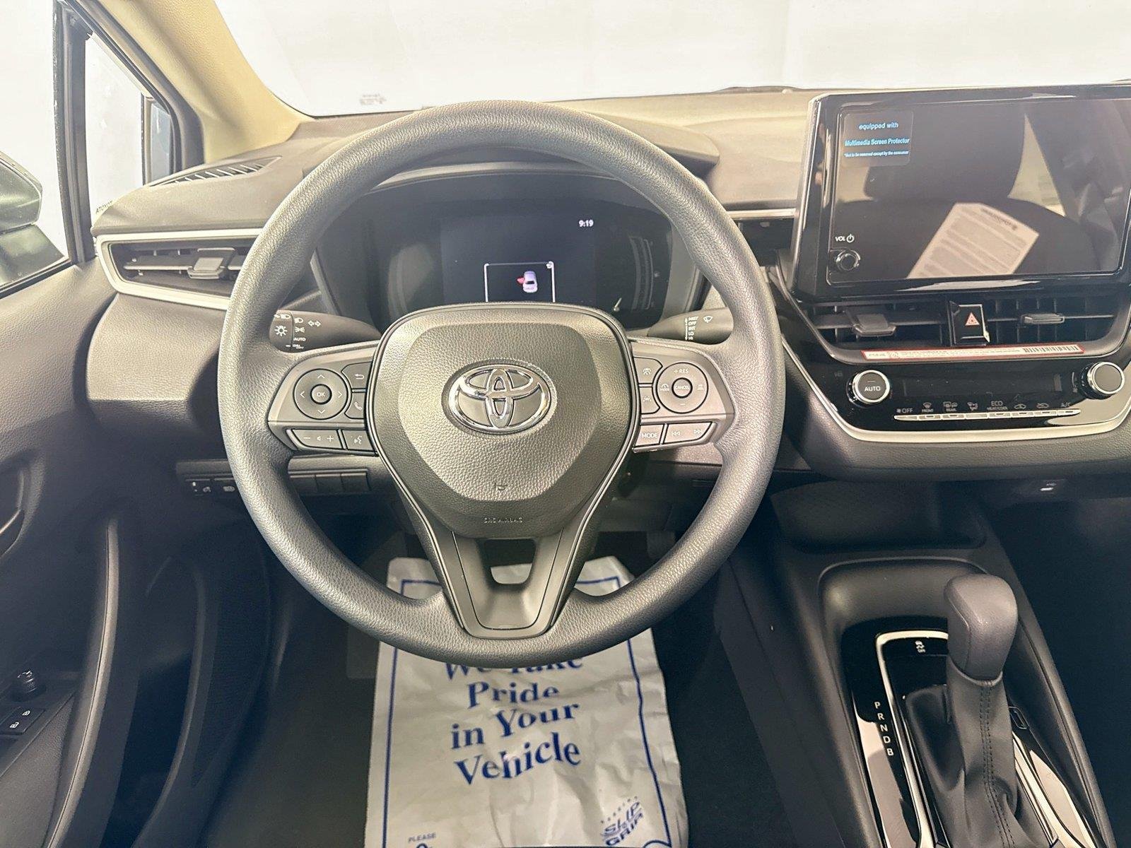 New 2026 Toyota Corolla LE FWD image 32