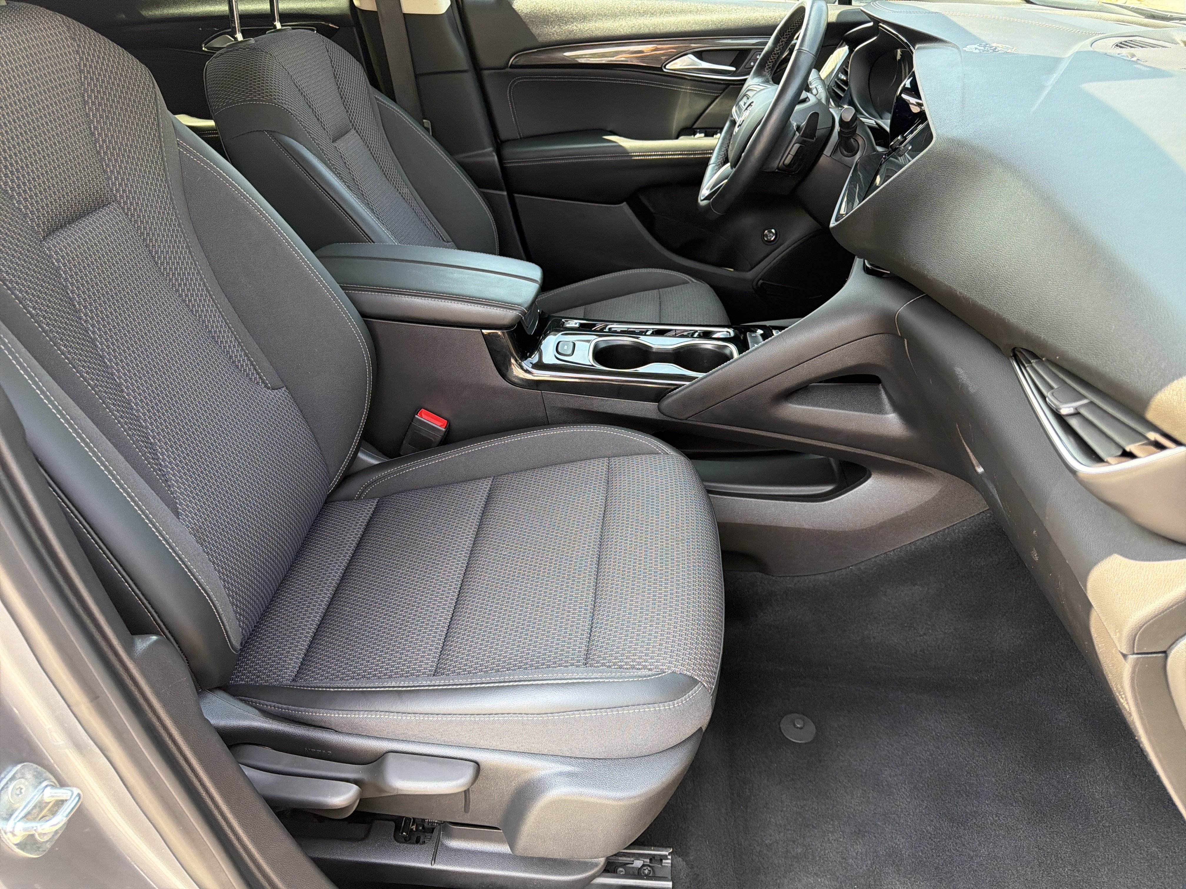 Used 2021 Buick Envision Preferred FWD image 16