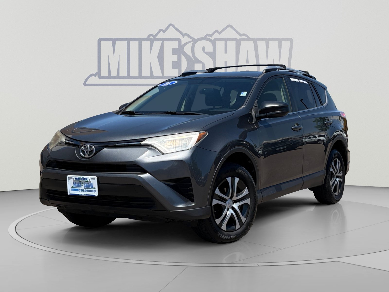 Used 2016 Toyota RAV4 LE AWD/4WD video 1