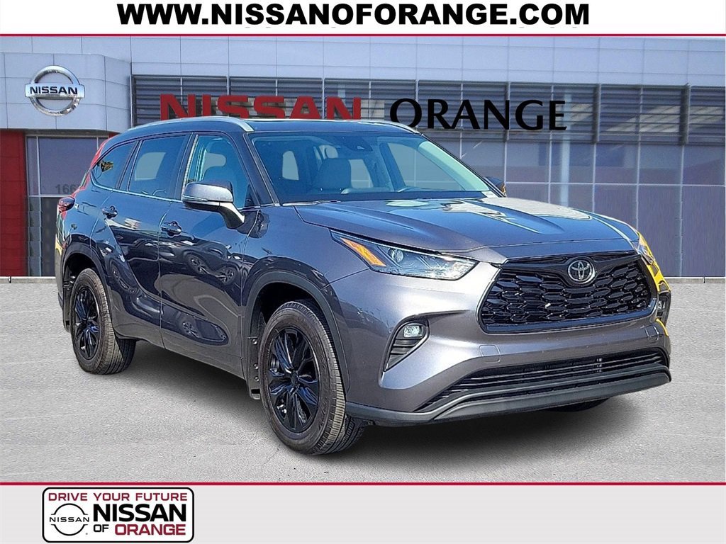 Used 2024 Toyota Highlander XLE