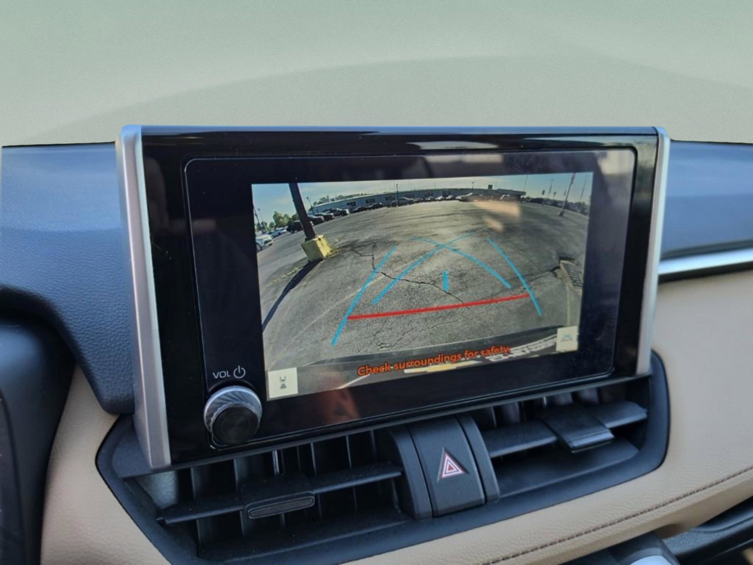 Used 2025 Toyota RAV4 LE FWD image 18