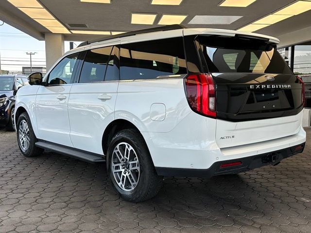 Certified 2025 Ford Expedition Active AWD/4WD image 33