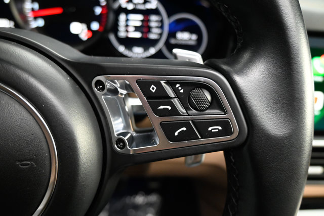 Used 2019 Porsche Cayenne Turbo w/ Premium Plus Package image 78