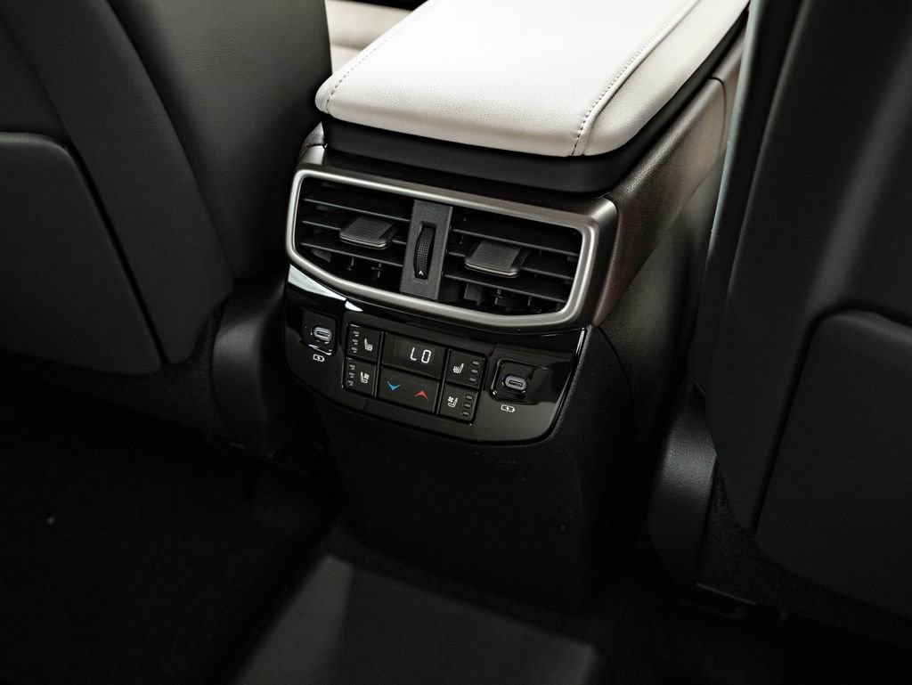 New 2026 Lexus RX 450h AWD image 37