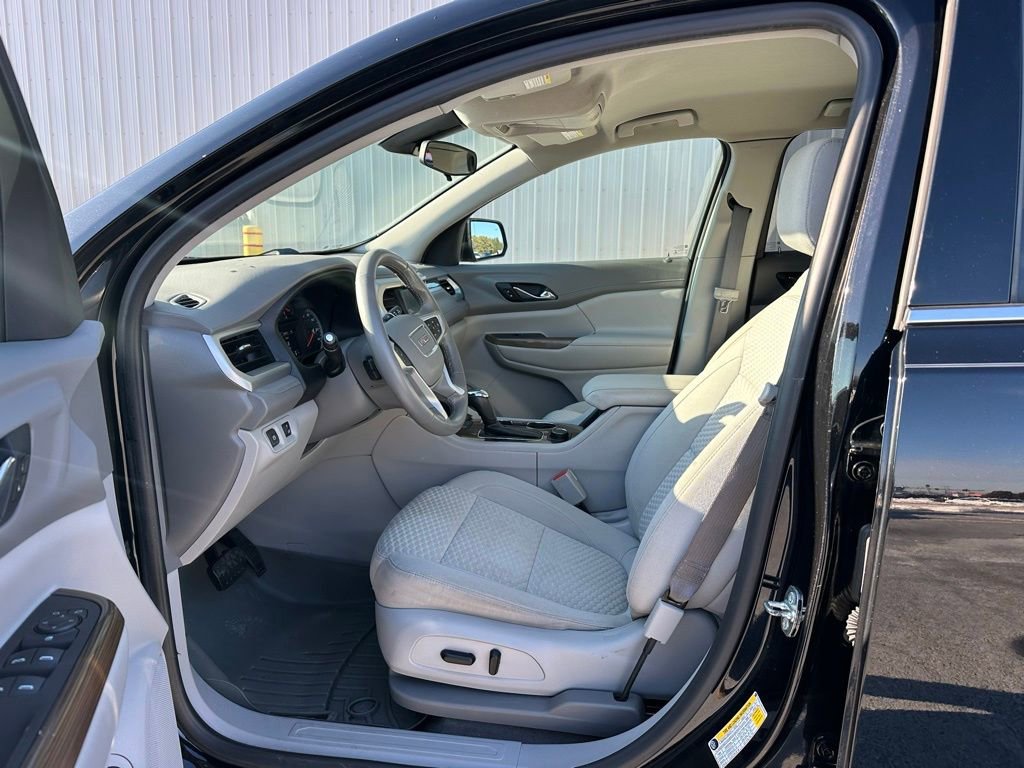 Used 2019 GMC Acadia SLE w/ Driver Alert Package I image 15