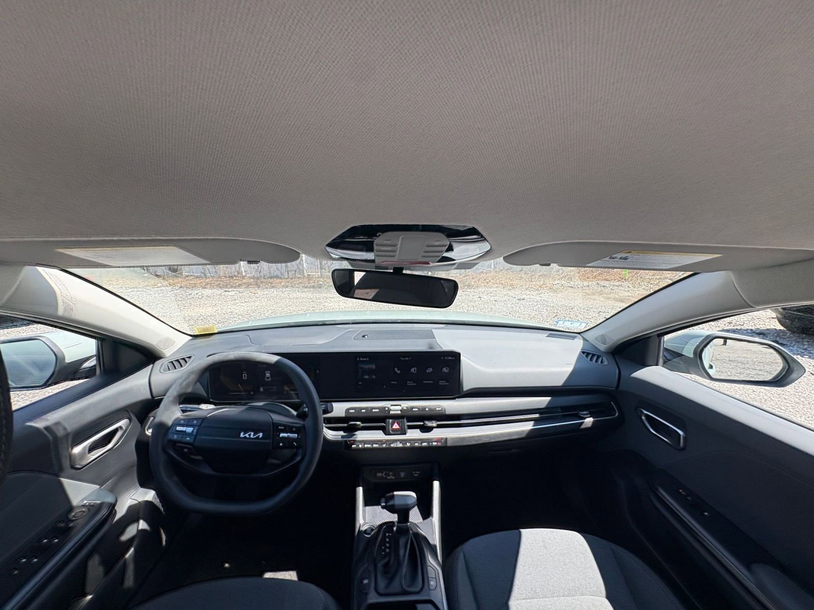 Used 2025 Kia K4 FWD image 31