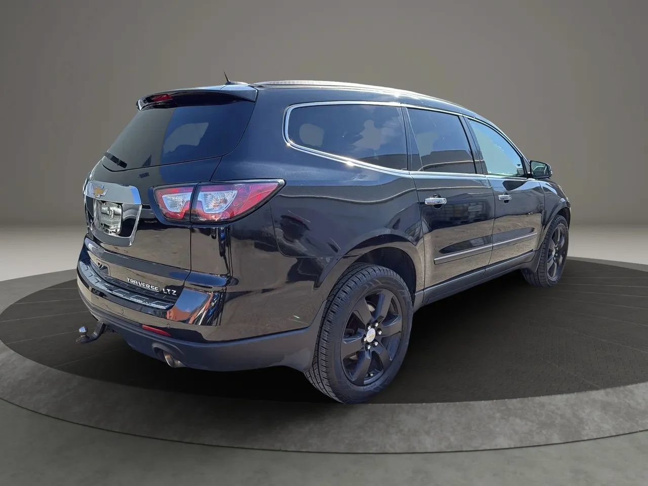 Used 2016 Chevrolet Traverse LTZ AWD/4WD image 5