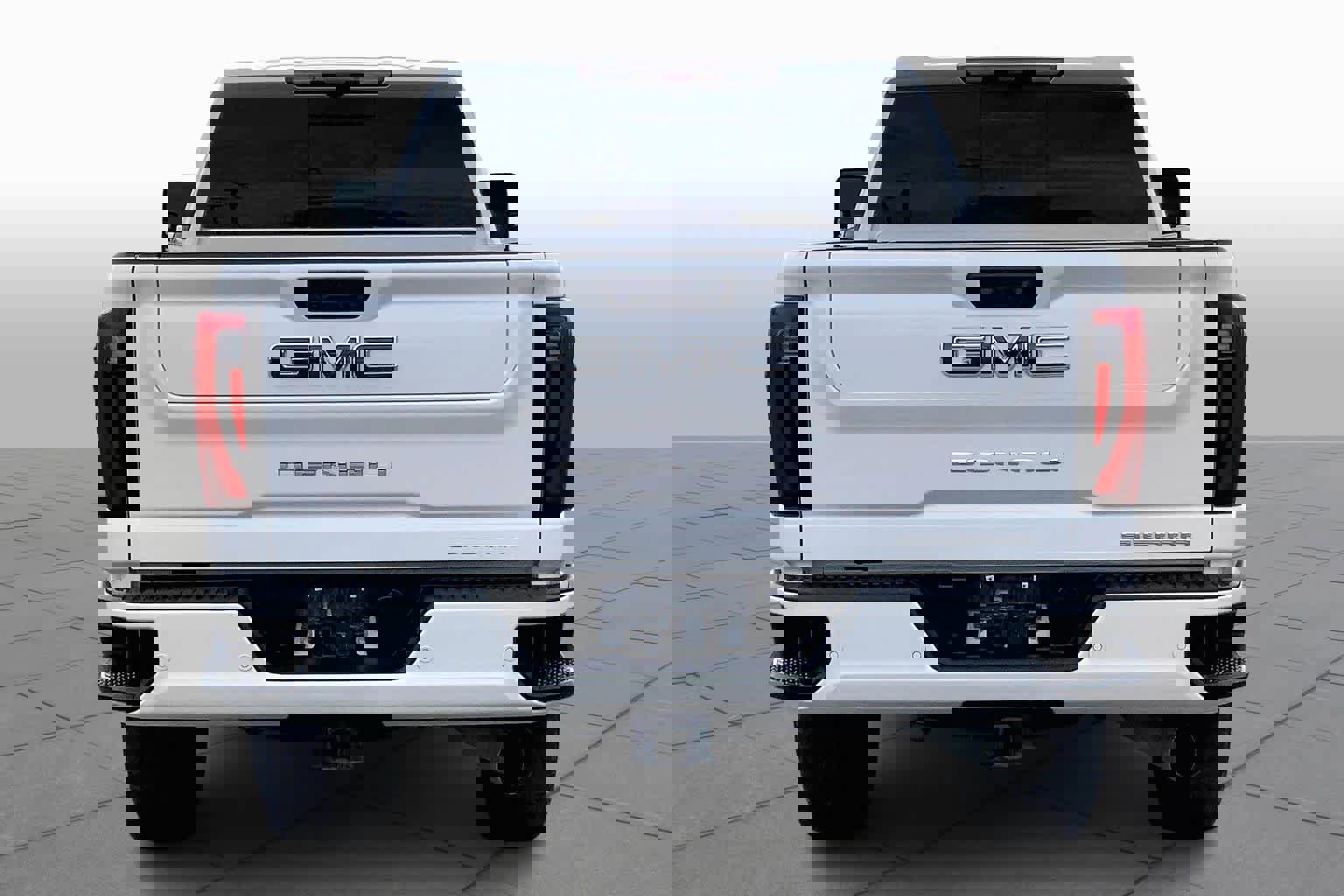 Used 2025 GMC Sierra 2500 Denali Ultimate image 5