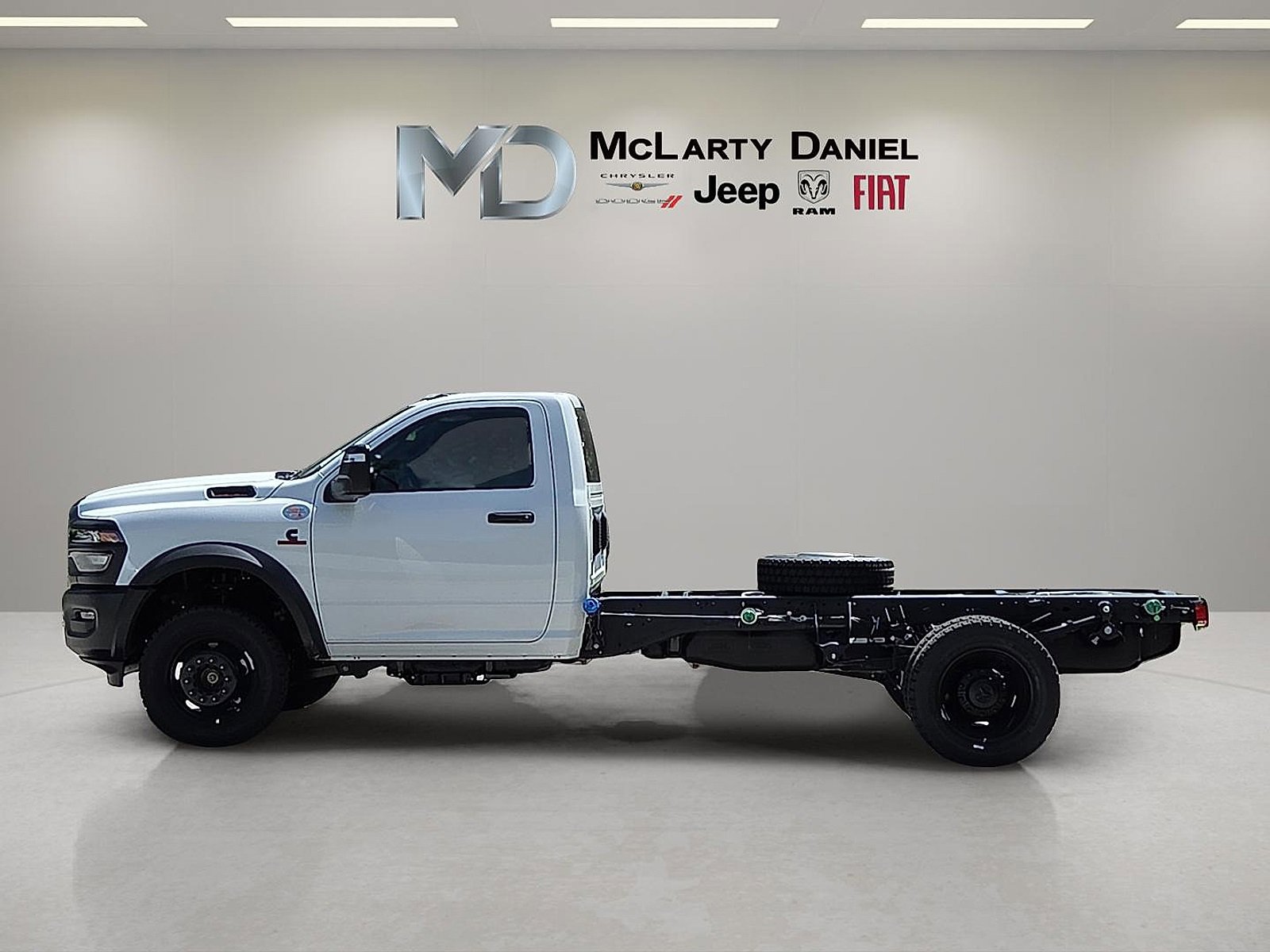 New 2025 RAM 5500 Tradesman image 3