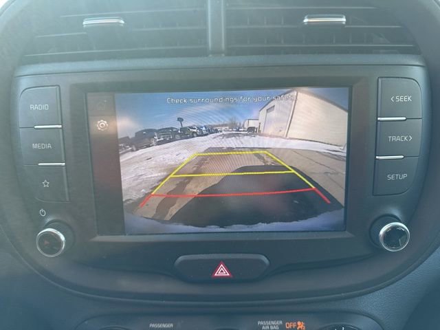 Used 2023 Kia Soul LX w/ LX Technology Package image 18