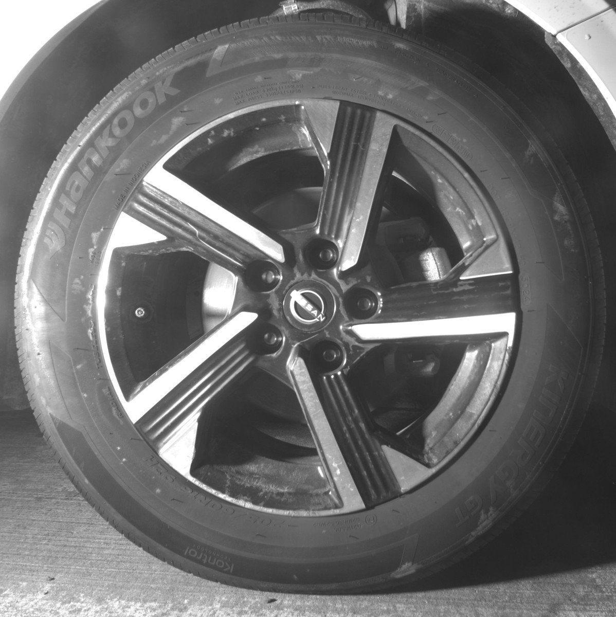 Used 2025 Nissan Sentra SV FWD image 13