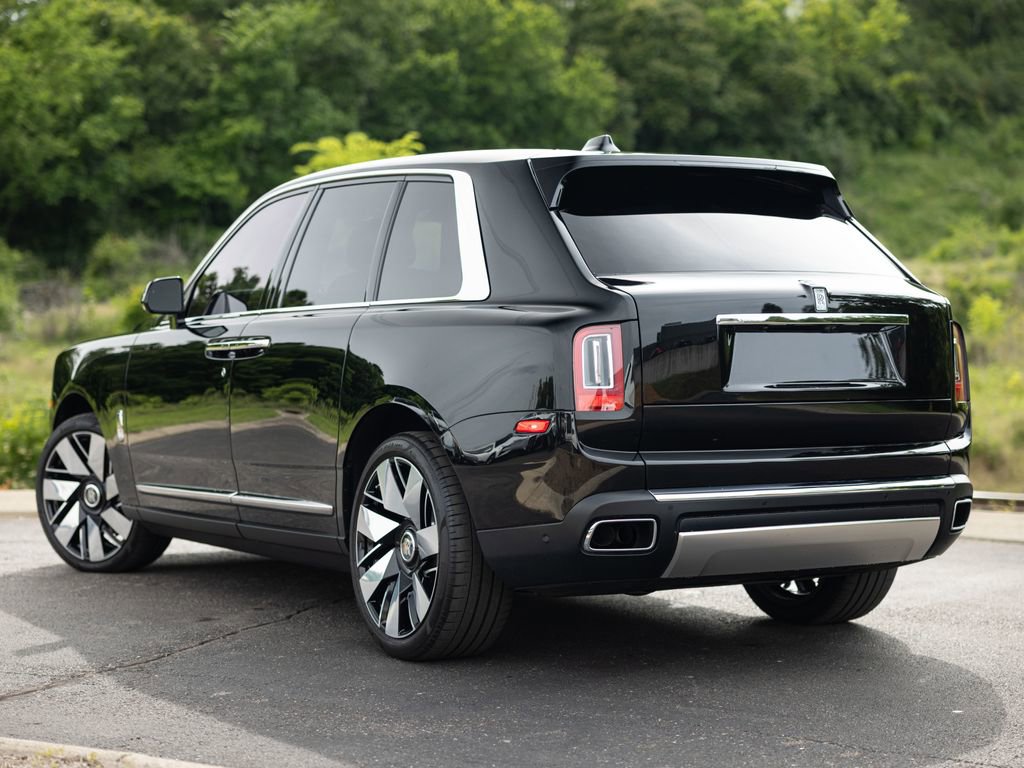 Certified 2021 Rolls-Royce Cullinan AWD/4WD image 6