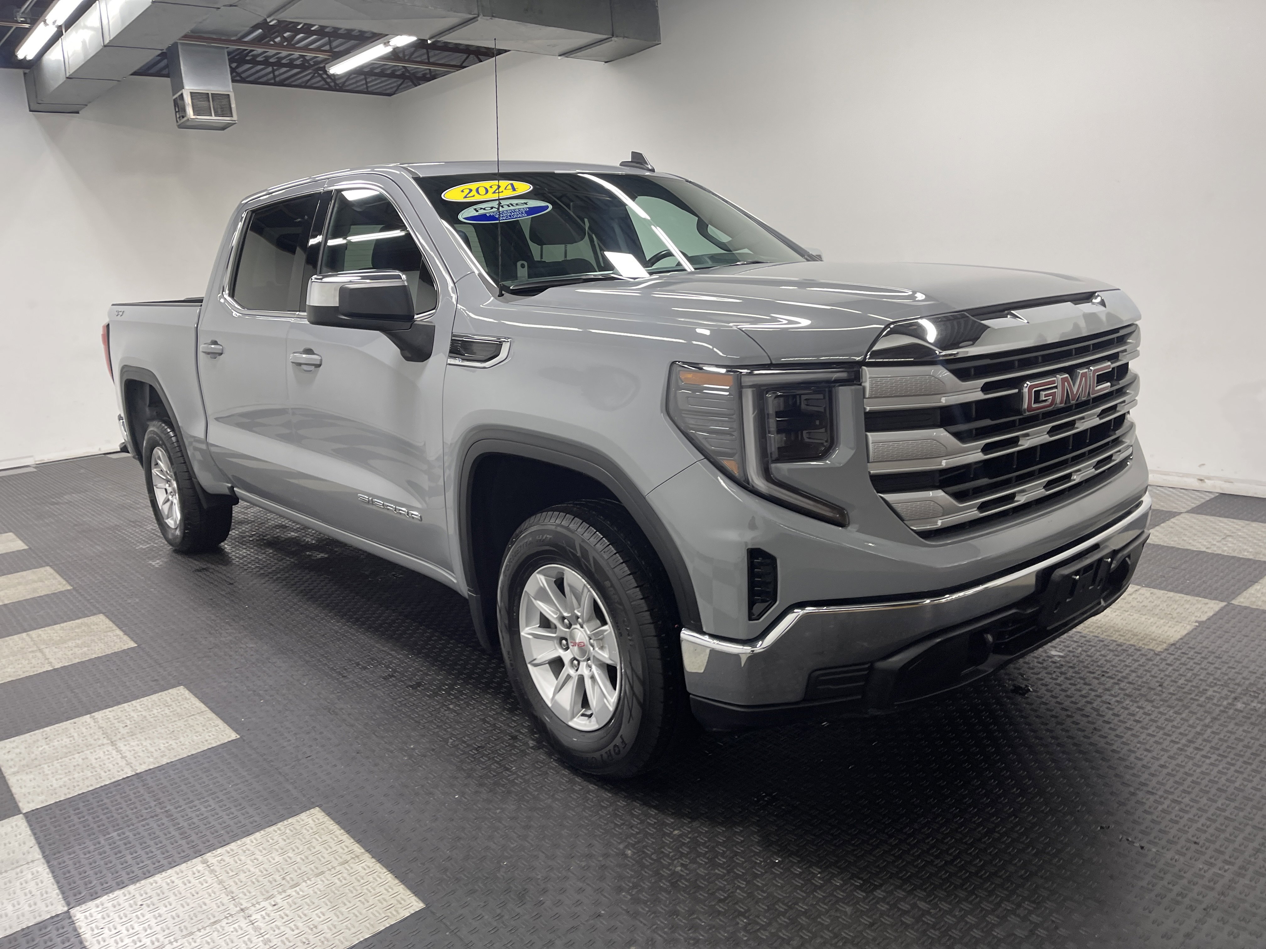 Used 2024 GMC Sierra 1500 SLE image 6