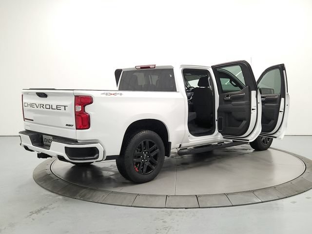 Used 2025 Chevrolet Silverado 1500 RST w/ Redline Edition AWD/4WD image 15
