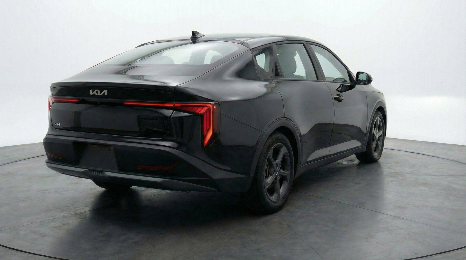 Used 2025 Kia K4 FWD image 9
