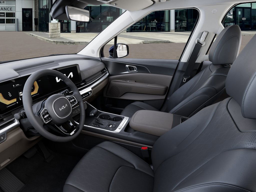 New 2026 Kia Carnival image 18