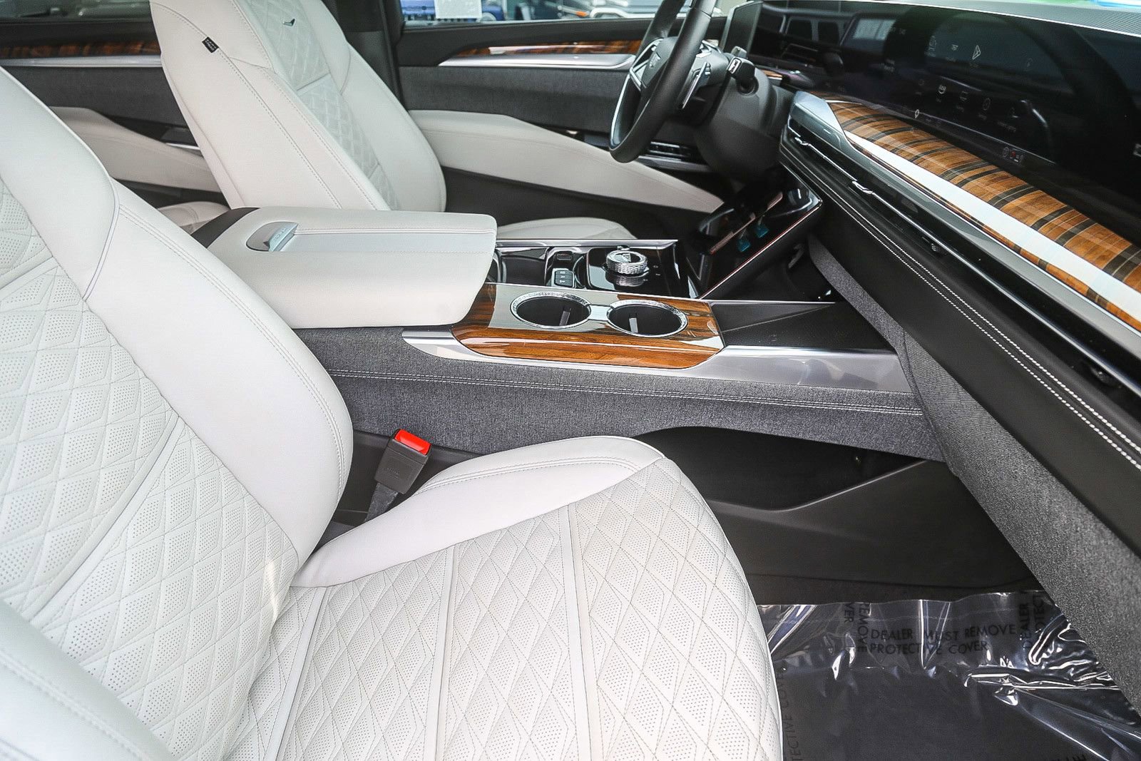 Used 2025 Cadillac Escalade ESV Sport Platinum AWD/4WD image 15